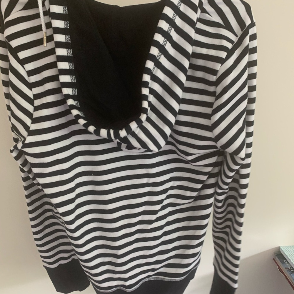 Tommy Hilfiger sweatshirt new with tags.